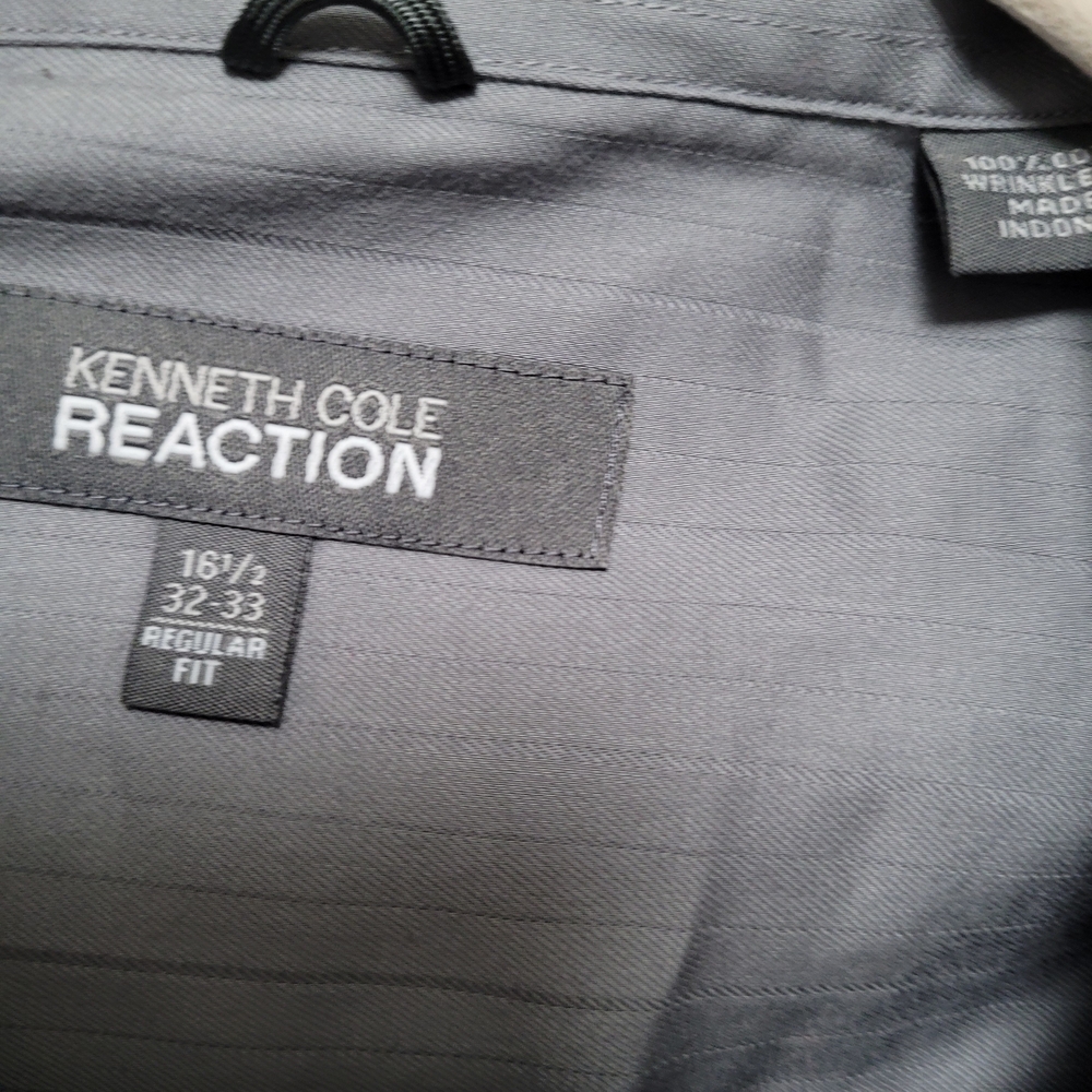 Gray Button-Up Shirt - Picture 2 of 3